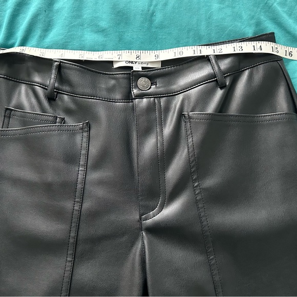 Only Faux Leather Pants - Picture 5 of 8